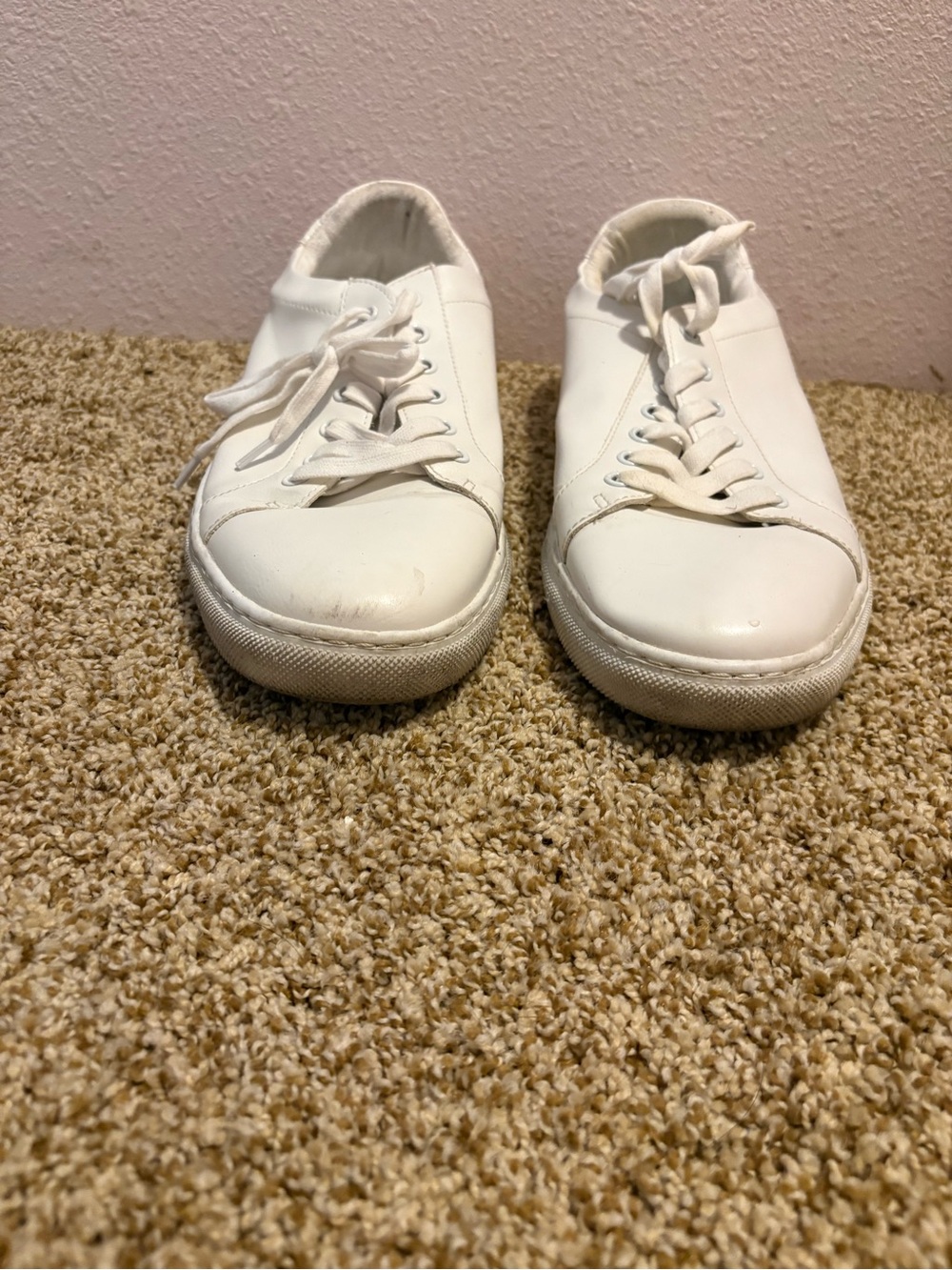 Banana Republic White Lace Up Low Top Sneakers Women’s Size 10.5